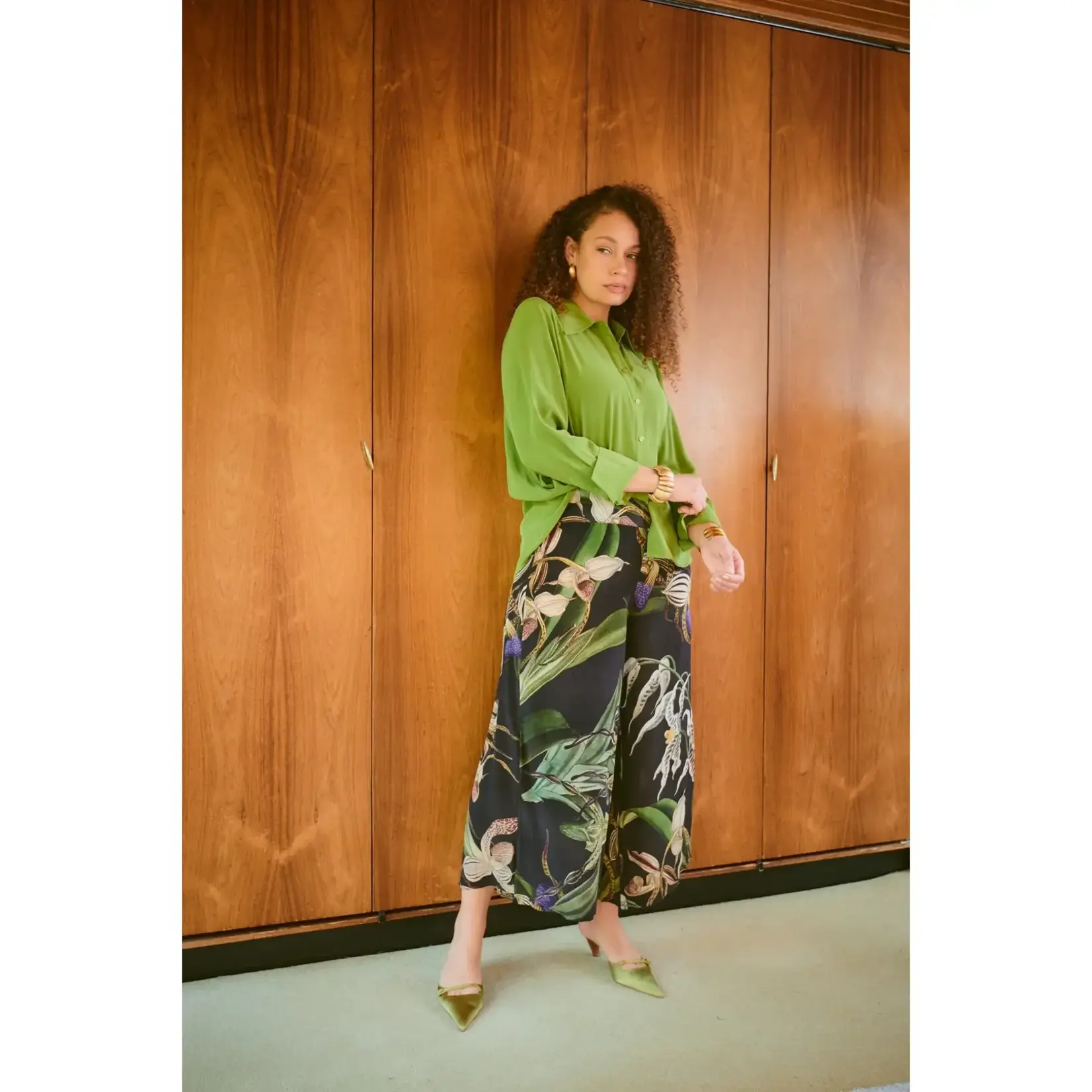 ONE HUNDRED STARS Orchid Black Crepe Palazzo Pants