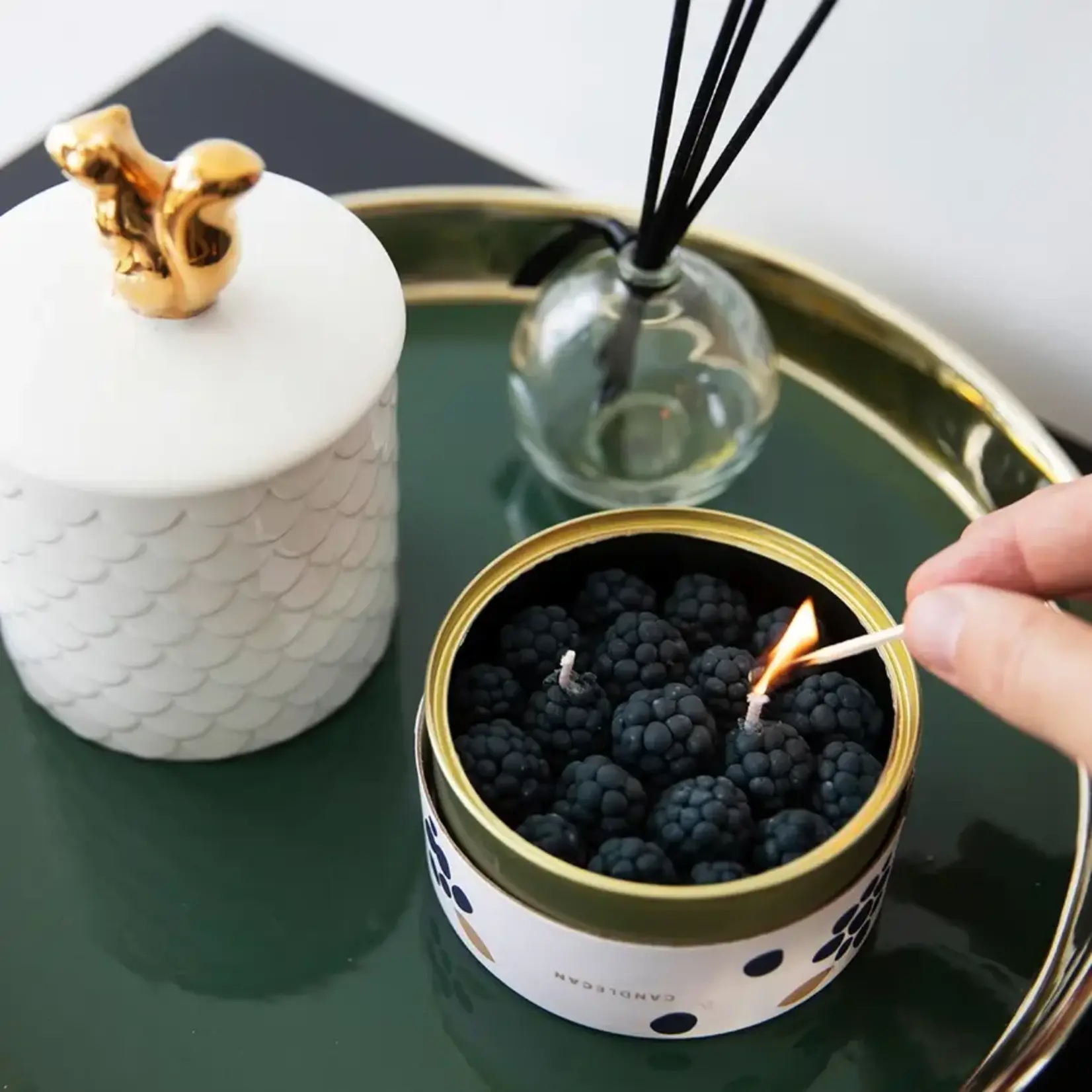Candlehand Candlecan Blackberry Cinnamon Scent