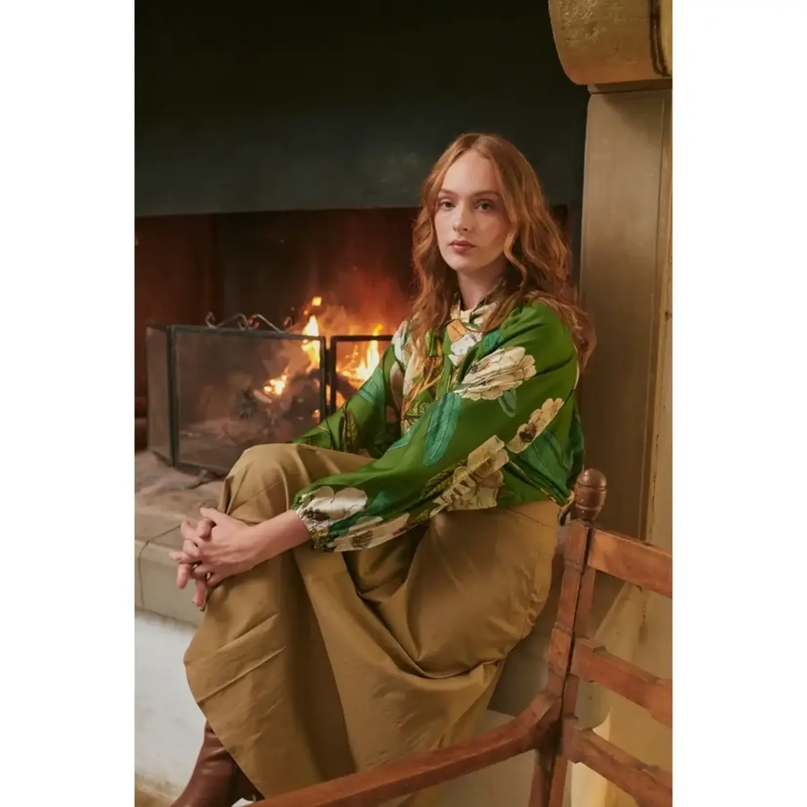 ONE HUNDRED STARS Rhodoleia Green Pussybow Blouse
