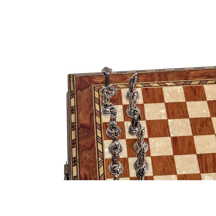 Helena Wood Art Handgemaakte houten schaakbord met opbergsysteem - Metalen Schaakstukken - Luxe uitgave - Schaakspel - Schaakset - Schaken - Chess - 25 x 25 cm
