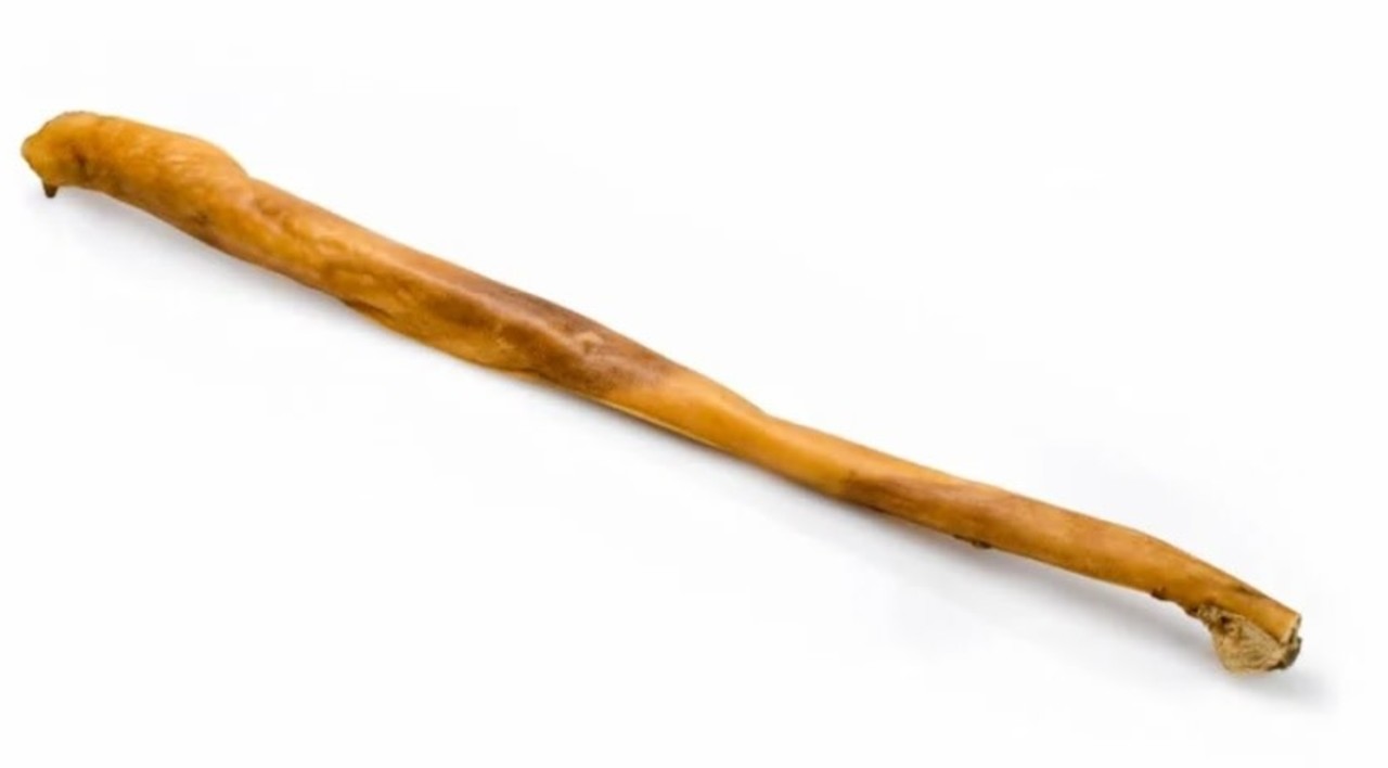 Bark-Bite Bark-Bite Runderkophuid Lang - circa 60 cm - per stuk Bark-Bite Bark-Bite Runderkophuid Lang - circa 60 cm - per stuk