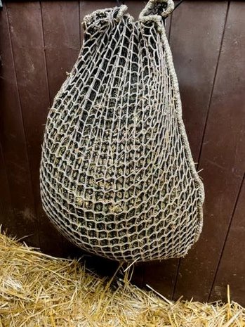 Hay Slowfeeder Net Dubbelnet - Pony - 5 kilo Hay Slowfeeder Net Dubbelnet - Pony - 5 kilo