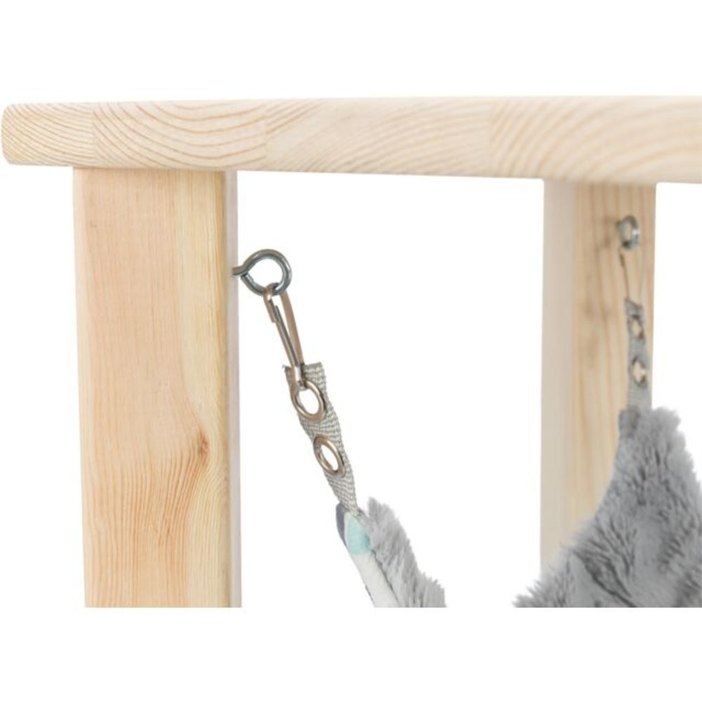 Trixie Houten standaard met Hangmat - 28x24x28 cm Trixie Houten standaard met Hangmat - 28x24x28 cm