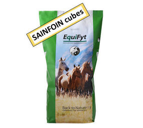 Equifyt Equifyt Sainfoin cubes - 20 kilo Equifyt Equifyt Sainfoin cubes - 20 kilo