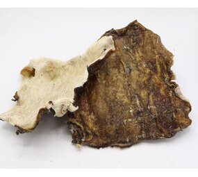 Bark-Bite Bark-Bite Runderhuid met vacht - 1 kilo Bark-Bite Bark-Bite Runderhuid met vacht - 1 kilo