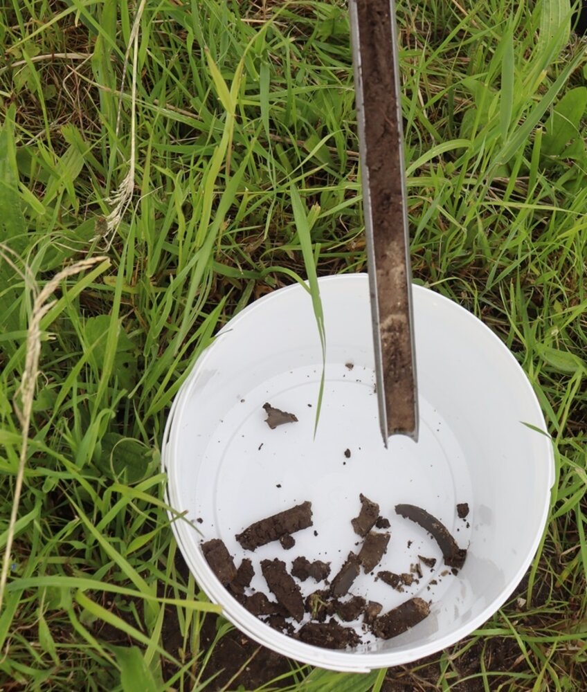 Doe het zelf pakket Bodemmonster steken - Bodemanalyse - Bemestingsadvies Doe het zelf pakket Bodemmonster steken - Bodemanalyse - Bemestingsadvies