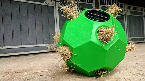 Parallax Parallax Hay Play Ball - Voerbal Parallax Parallax Hay Play Ball - Voerbal