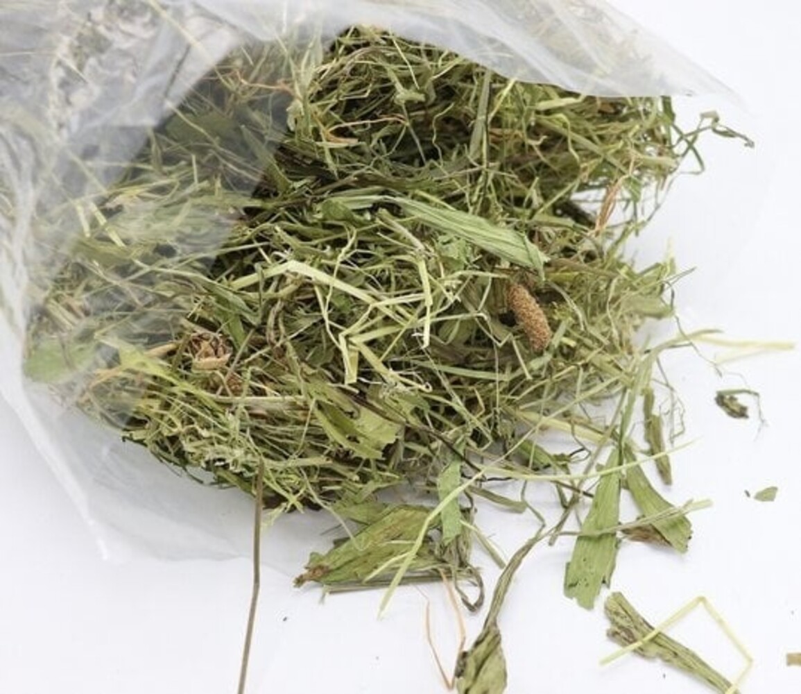 Herbimals Herbimals Weide - 600 gram - Premium hooi met kruiden Herbimals Herbimals Weide - 600 gram - Premium hooi met kruiden