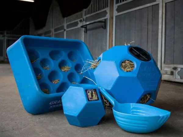 Parallax Parallax Grad-Dual Feeder - Foerageer Voerbak - Blauw Parallax Parallax Grad-Dual Feeder - Foerageer Voerbak - Blauw