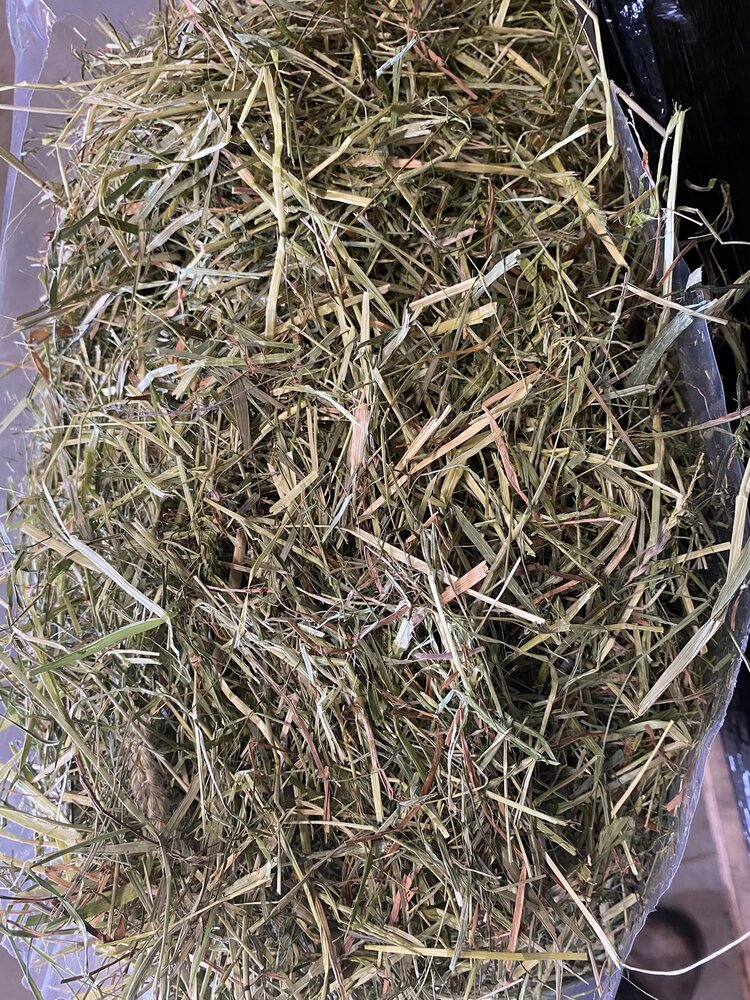 Herbimals Herbimals Premium Oostenrijks Alpenhooi - 4 kilo Herbimals Herbimals Premium Oostenrijks Alpenhooi - 4 kilo