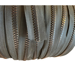 YKK Bloktand Rits op rol | 10 mm | Zwart | Prijs per meter YKK Bloktand Rits op rol | 10 mm | Zwart | Prijs per meter