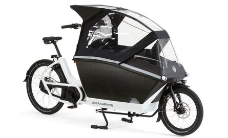 Wazige bakfiets ramen schoonmaken met VuPlex