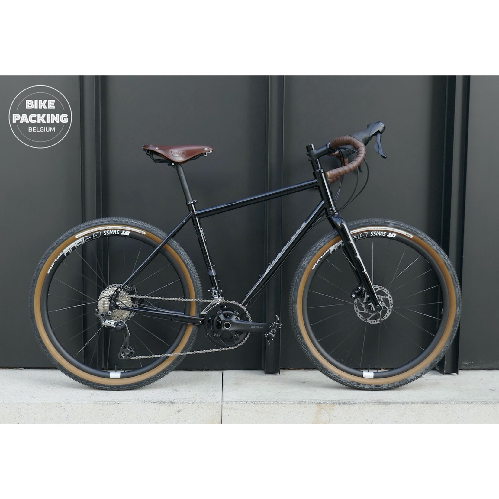 Salsa Vaya custom (showroom)