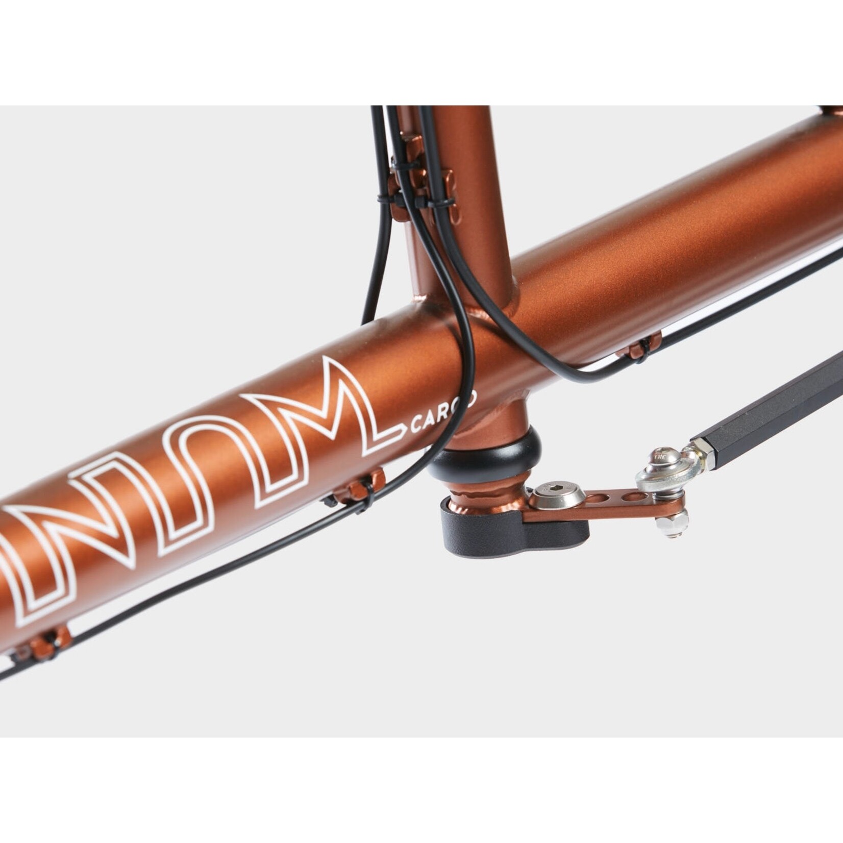Omnium Airtag Mount For Cargo/Mini-Max