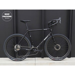 Surly Disc Trucker 58 black custombuilt (showroom)