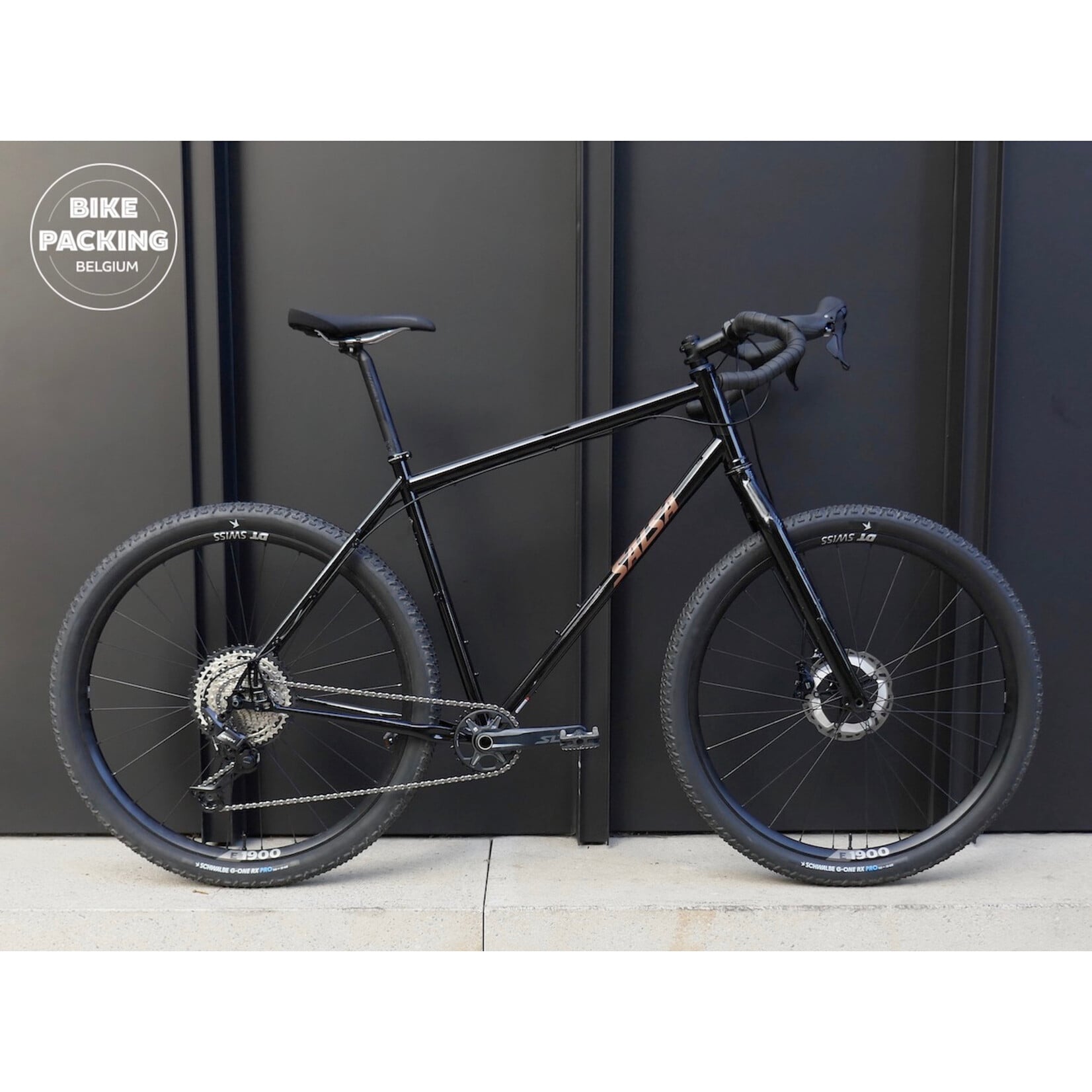 Salsa Fargo XL Black custom (showroom)