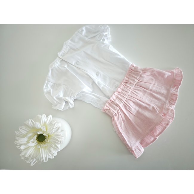 Deolinda Setje met short Nina