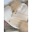 Lovely Little Lyna Sjaal Yara ivoor met beige pompoms