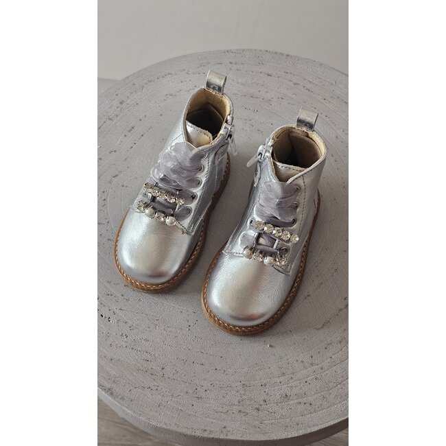 Andanines Laarsjes Amira Zilver