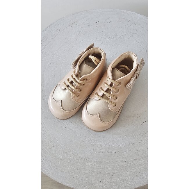 Beberlis Schoentjes Mona