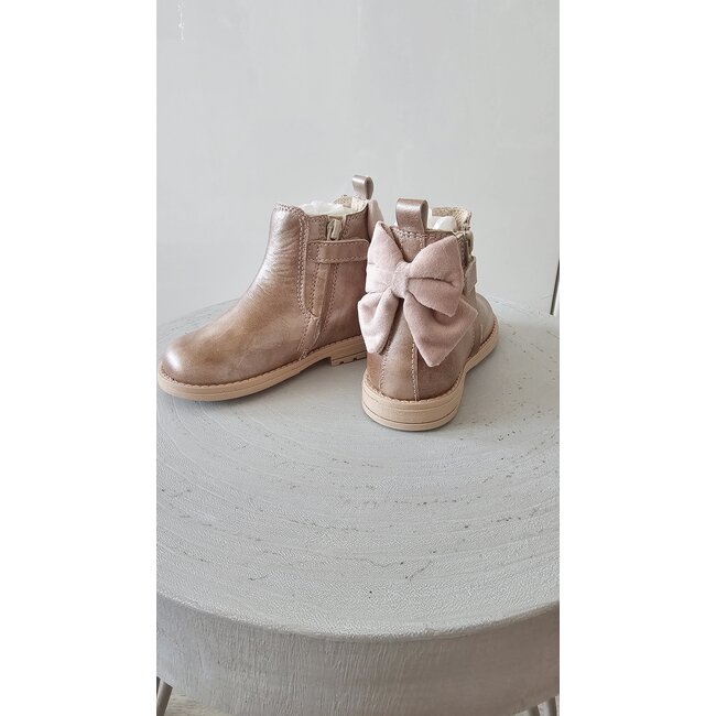 Beberlis Laarsjes Kato