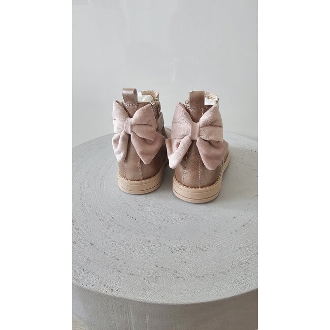 Beberlis Laarsjes Kato