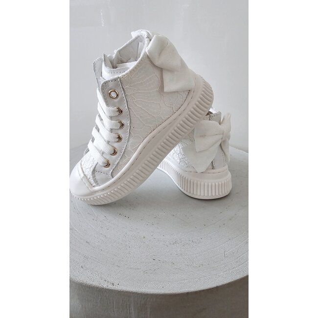 Beberlis Hoge sneakers Fenna wit