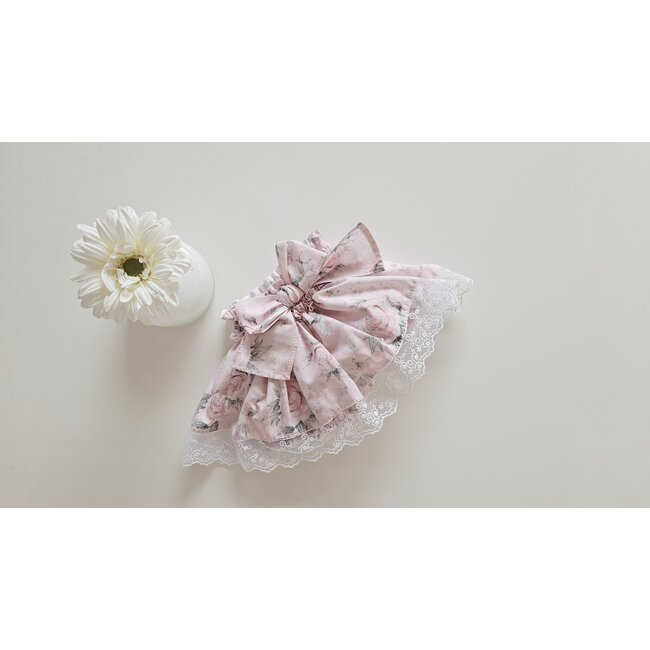 C by Lou Exclusive Bloomer Leonore