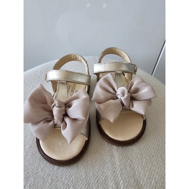 Andanines Sandaal Arabelle goud