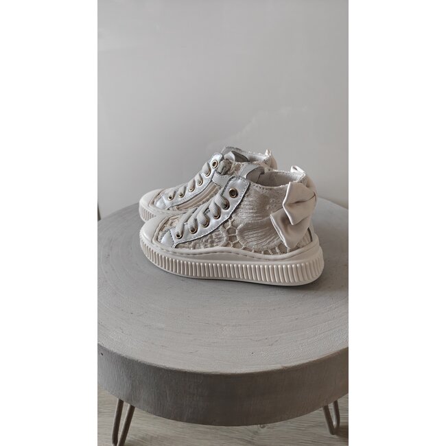 Beberlis Hoge sneaker Nora wit/goud