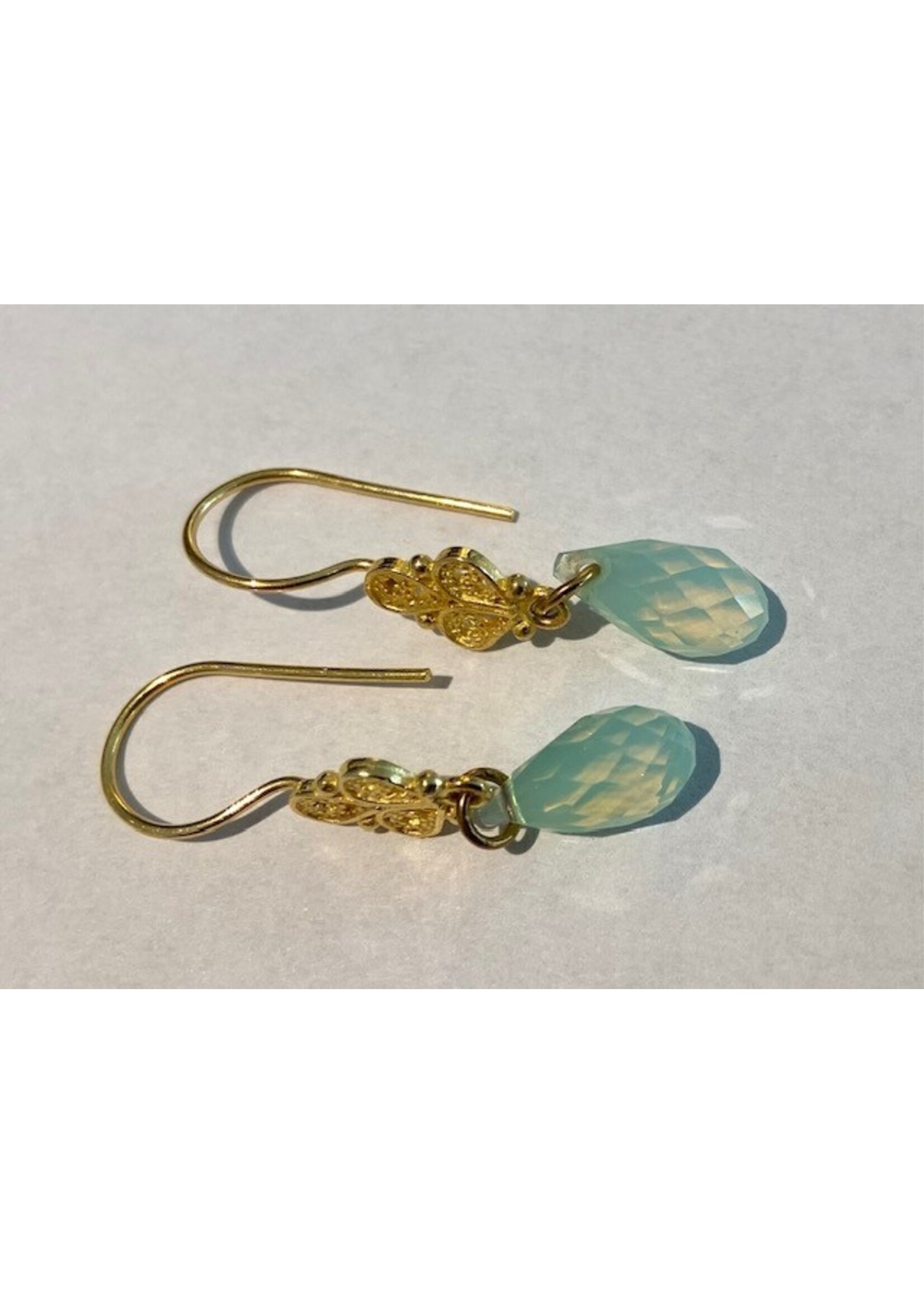 Gold plated earrings from Els de Ruyter with Swarovski crystal