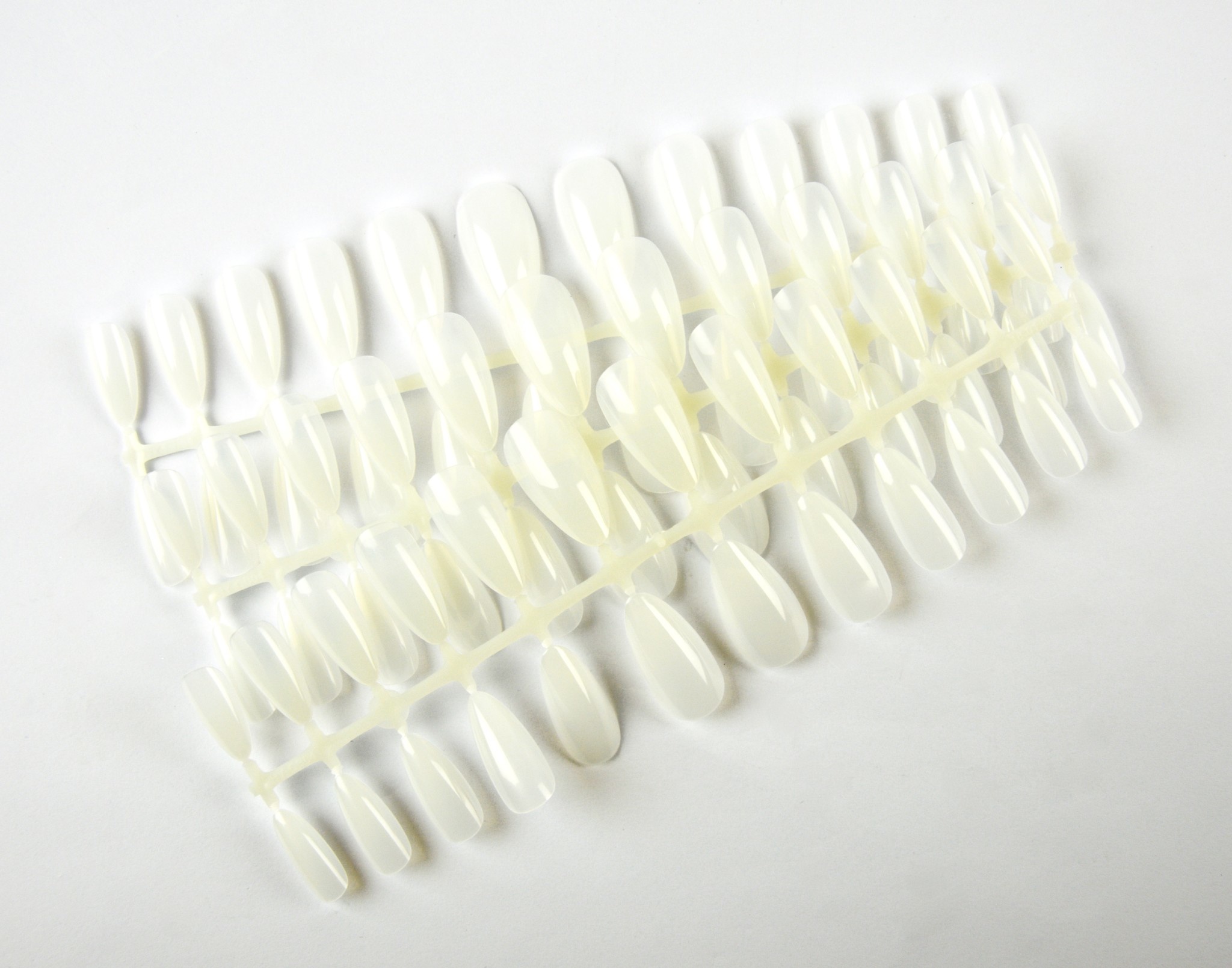 Press-on/Showtips Almond Natural 72x