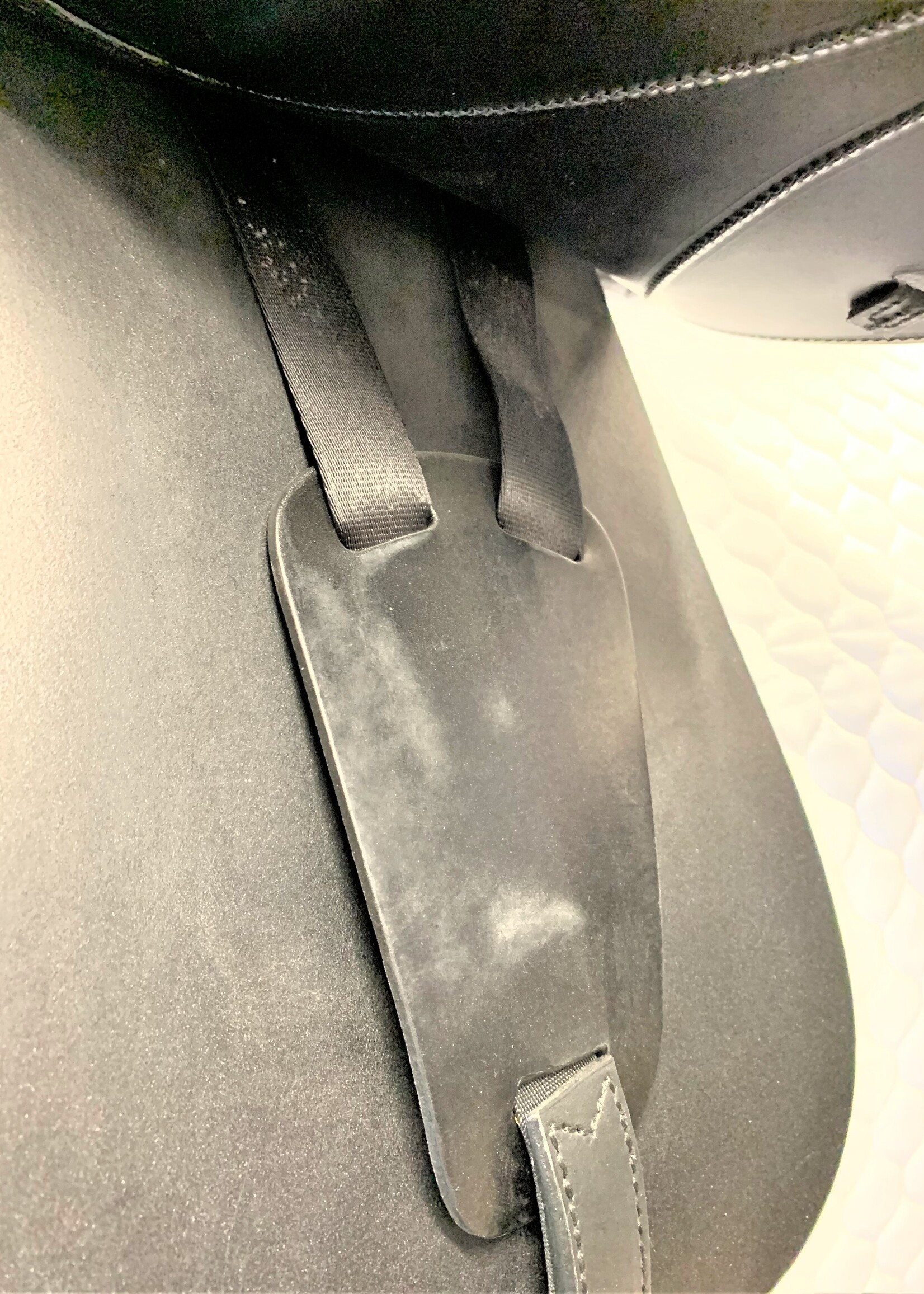 Amerigo Amerigo Deep Seat Pinerolo Dressage Saddle 17 1/2" M Black Ex Demo