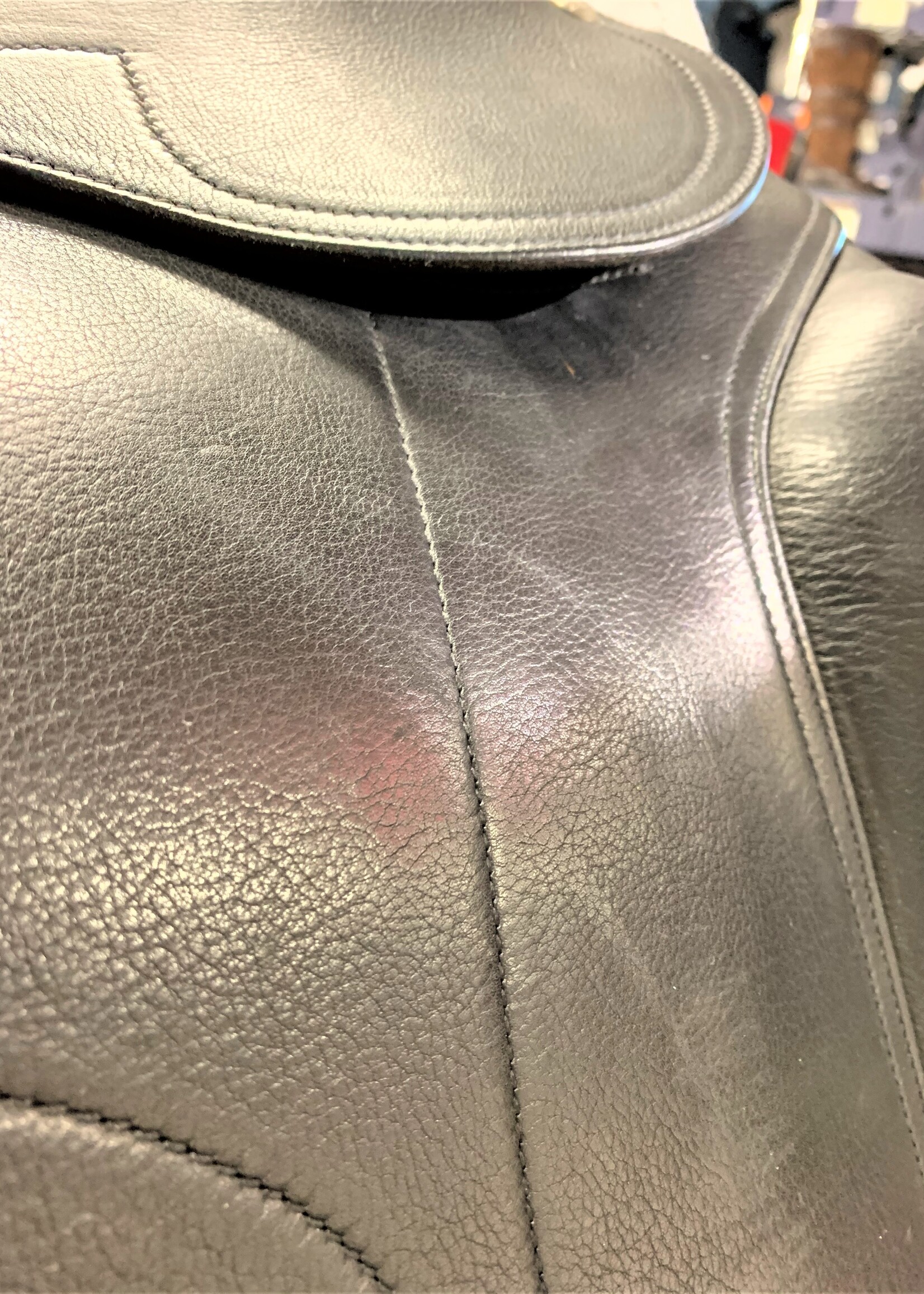 Amerigo Amerigo Flat Seat Pinerolo Dressage Saddle 17" W-XW Black Ex Demo