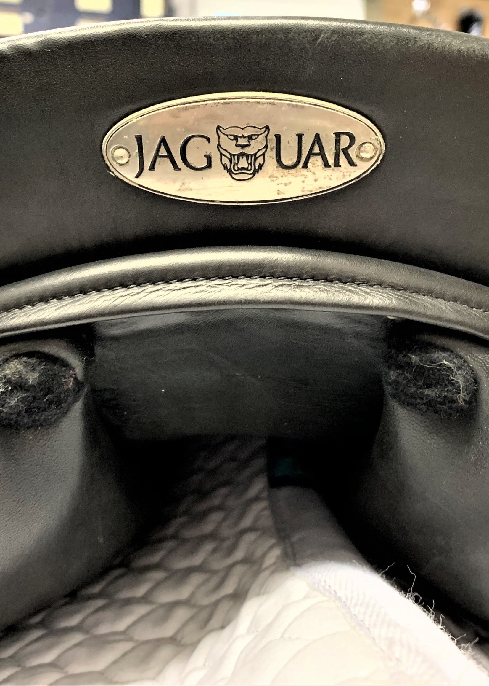 Jaguar Jaguar Allie Birdy XKC Dressage Saddle 17 1/2" MW (N)  Black Buffalo Leather with Latex Panels Ex Demo