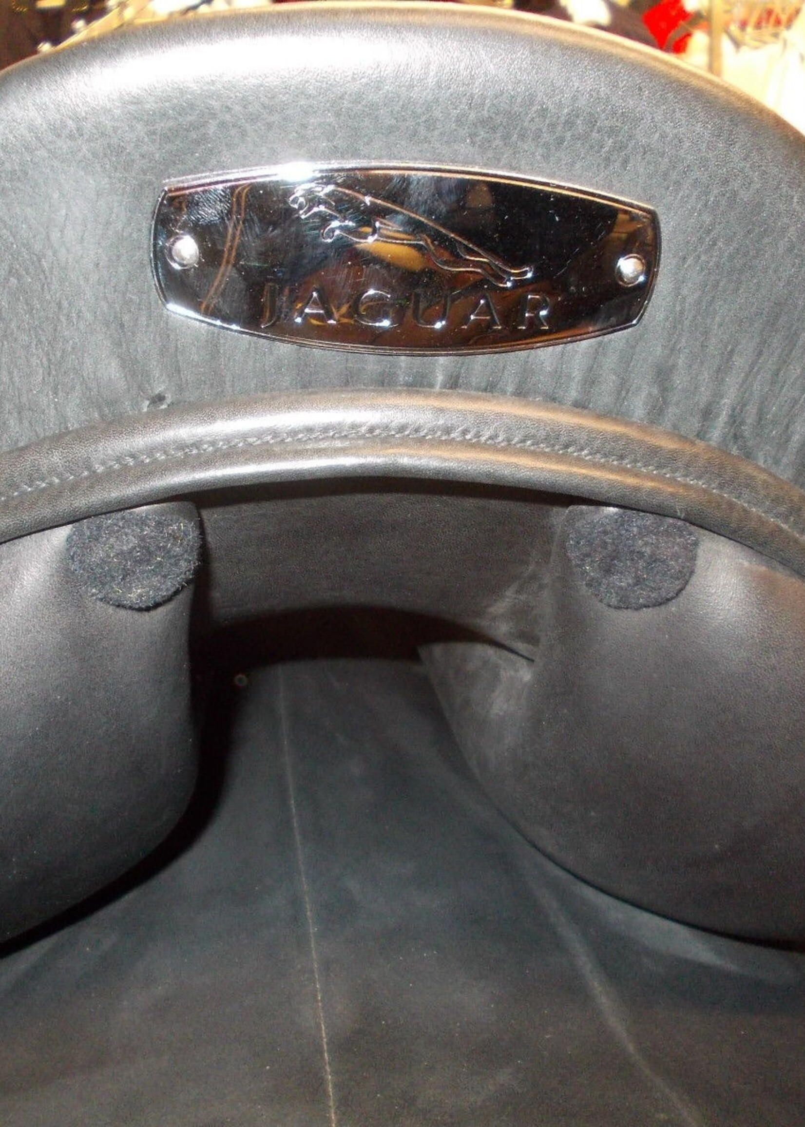Jaguar Jaguar Deep Seat XKC Dressage Saddle  17 1/2" 25 Black Buffalo Leather with a Longer Saddle Flap & Wool Panels Ex Demo