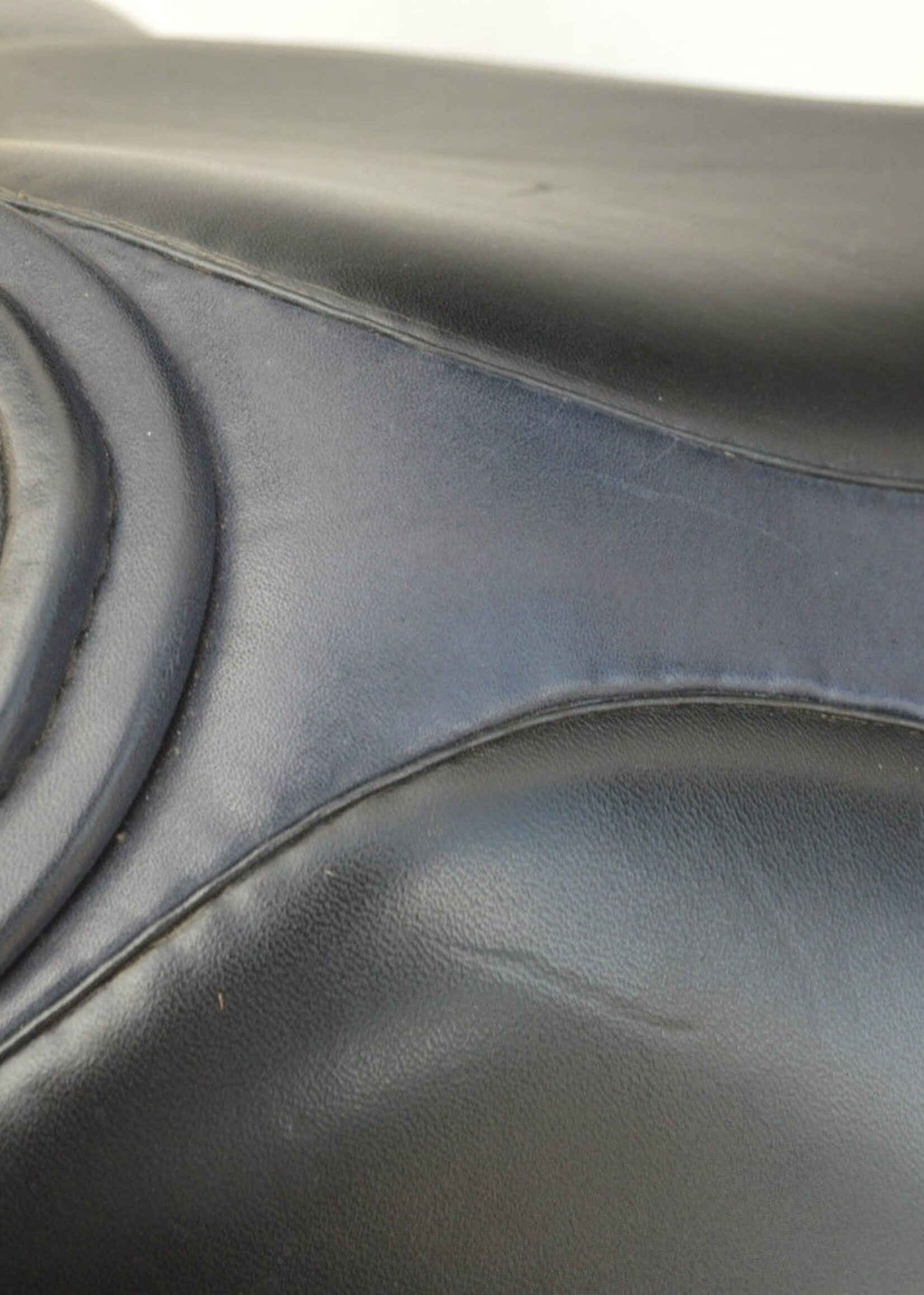 Otto Schumacher Otto Schumacher Profi Comfort Dressage Saddle 18" M Black with Blue Seat Ex Display