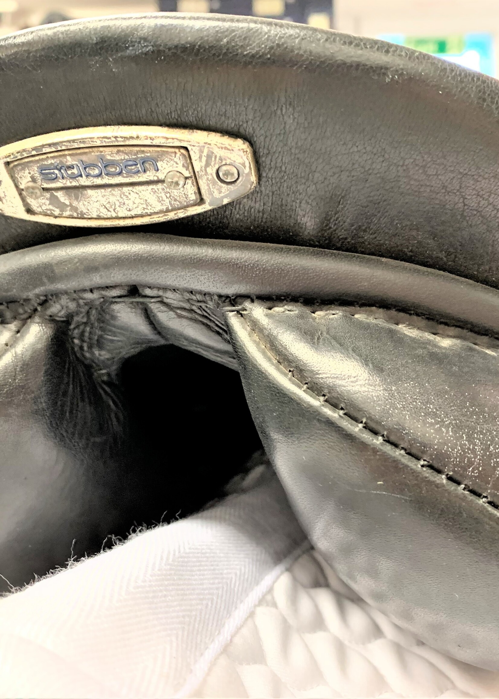 Stubben Stubben Scandica DL Dressage Saddle 17" 28 Black Ex Demo