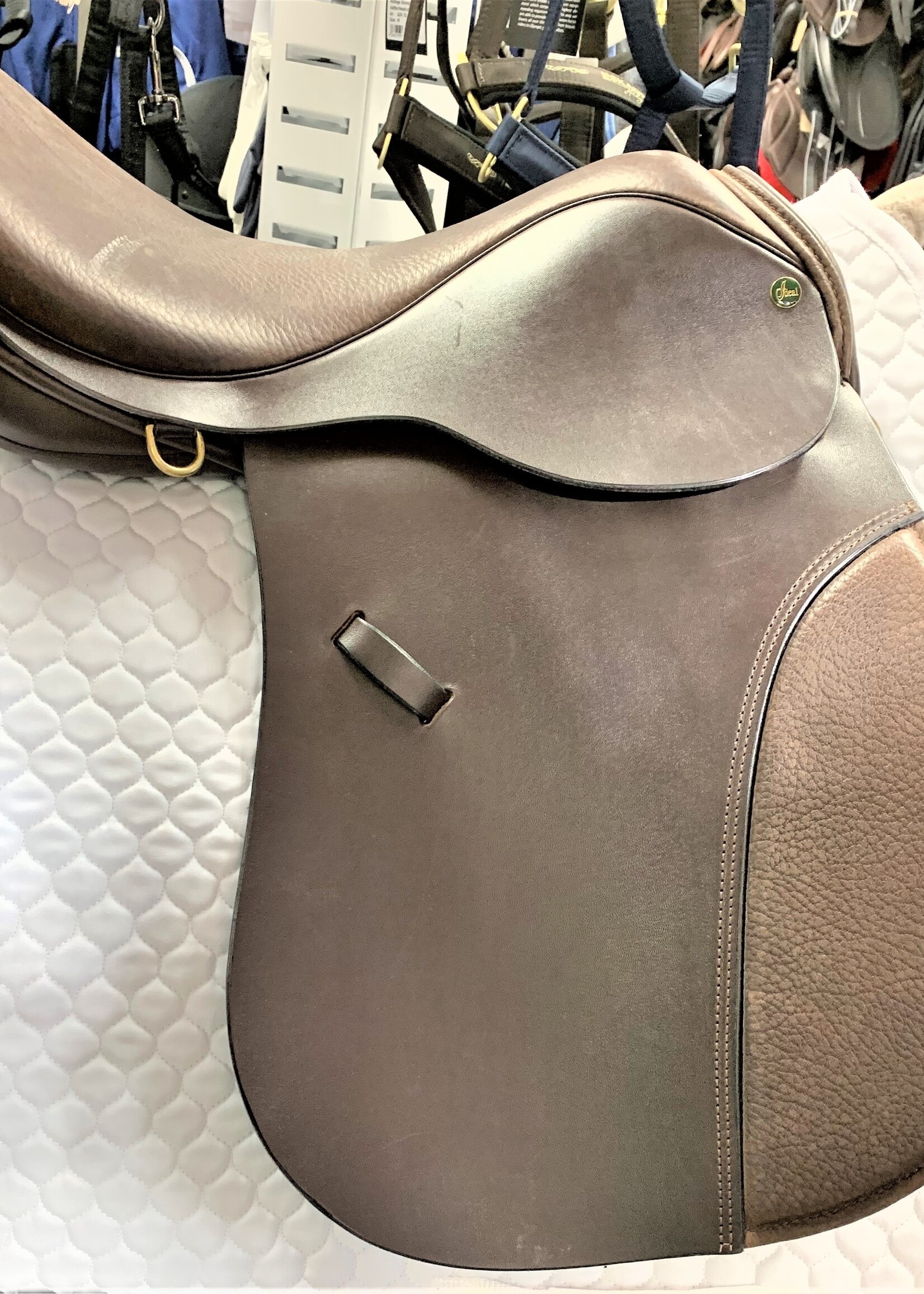 Ideal Ideal Event Standard Seat VSD Saddle 18" MW  Brown Ex Demo