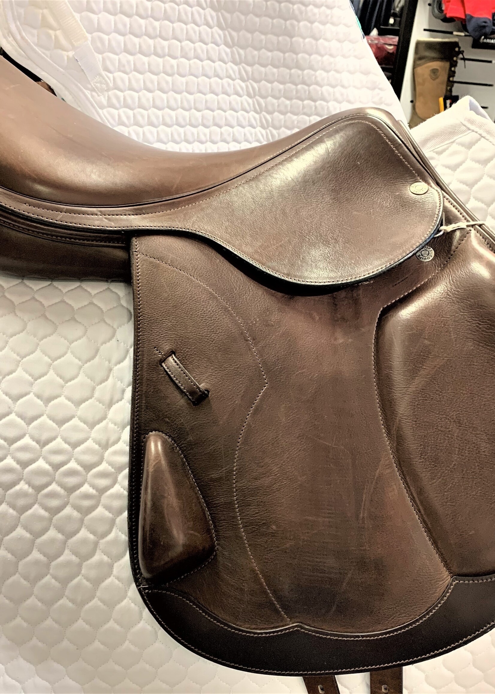 Equipe Equipe Freeland Mono Jump Saddle 18" M Brown Ex Demo