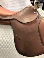 Jaguar Jaguar XJS Jump Saddle 17 1/2" M  Light Brown Buffalo Leather with Wool Panels Ex Demo