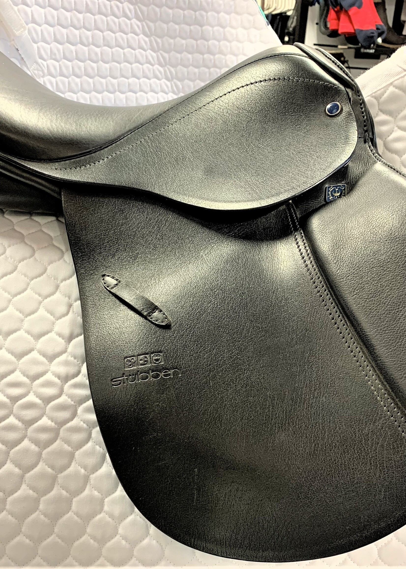 Stubben Stubben Edelweiss CS Junior Jump Saddle 16" 32 Black Ex Demo