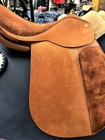 Harry Dabbs Harry Dabbs AO Show Saddle 17" W Tan Hide with Suede Seat and Knee Pads Ex Demo