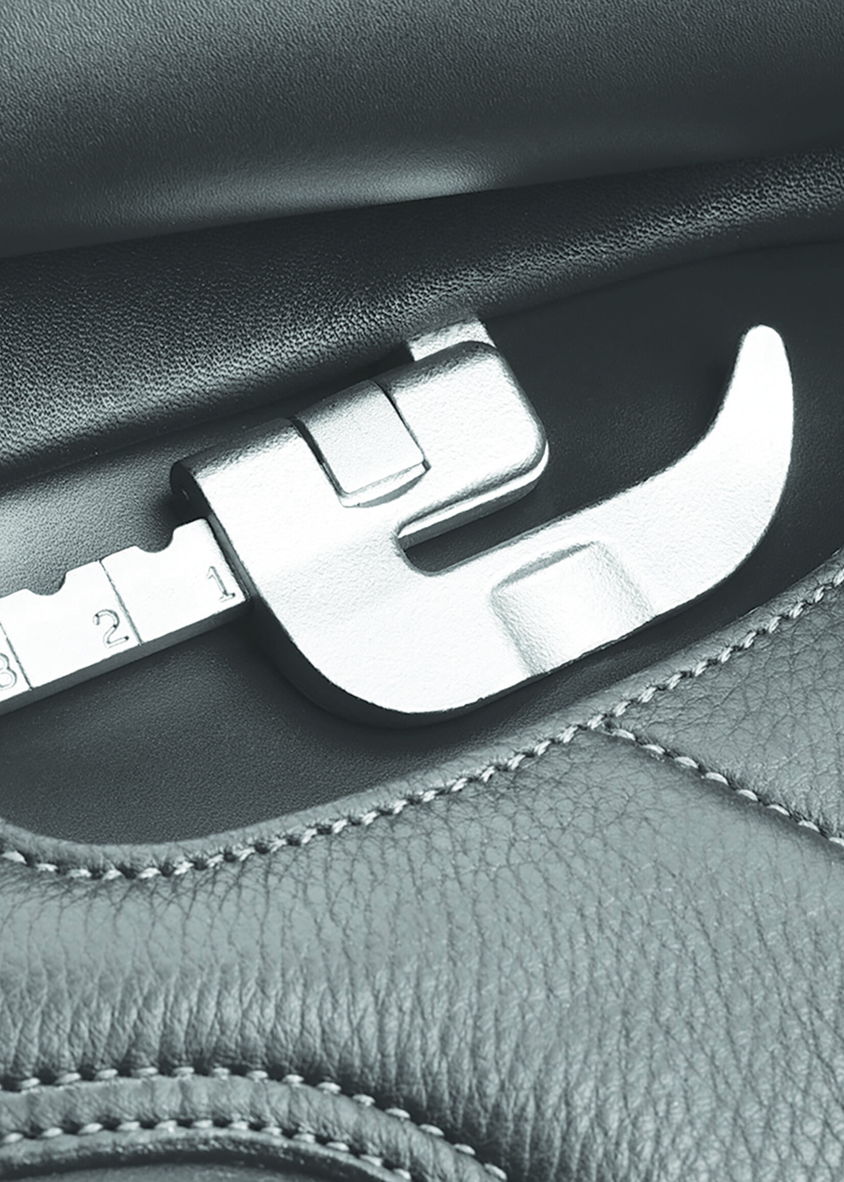 Bates Bates Dressage+ (CAIR) Saddle