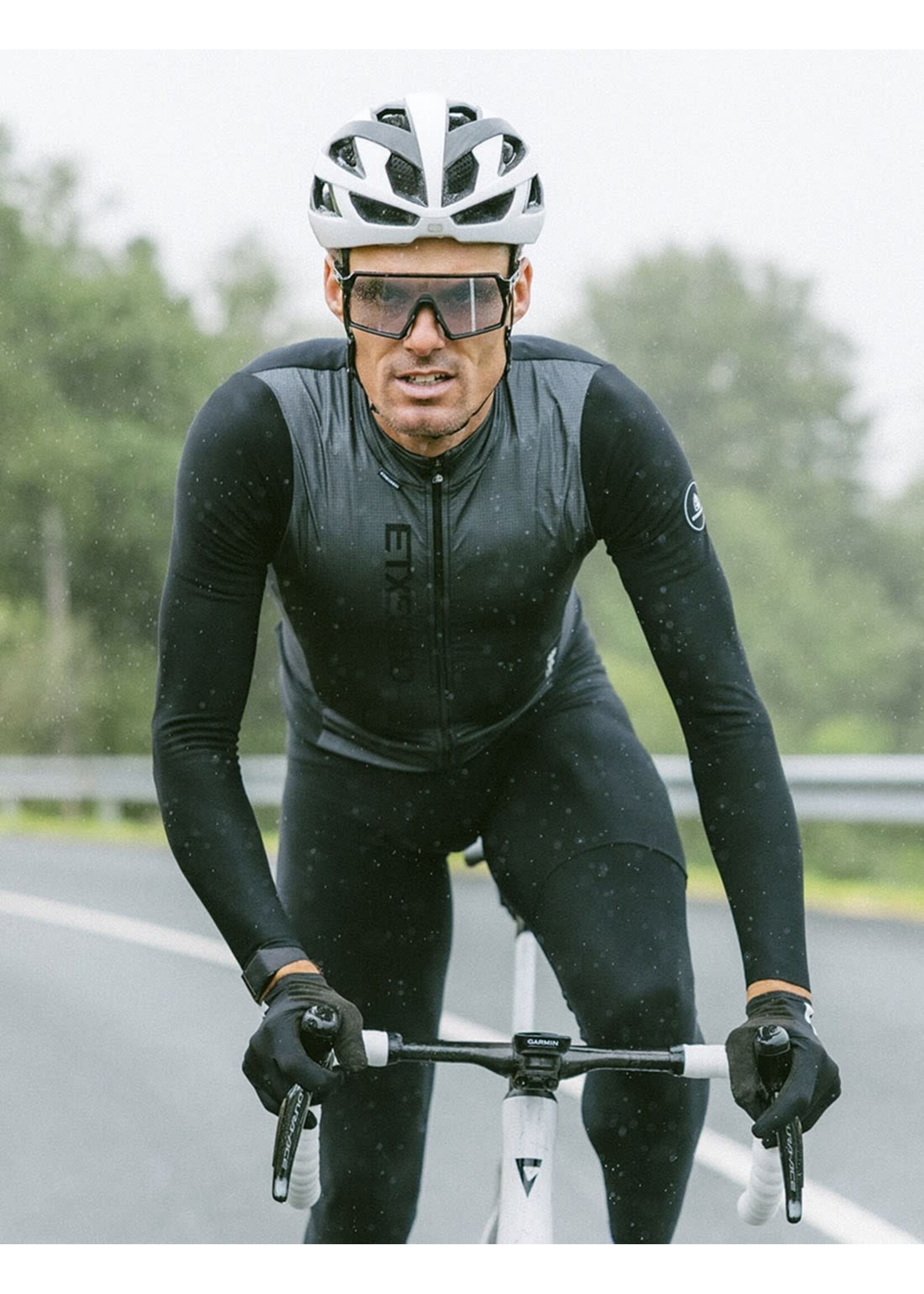 Etxeondo Etxeondo Urrun Gore-Tex windstopper jacket