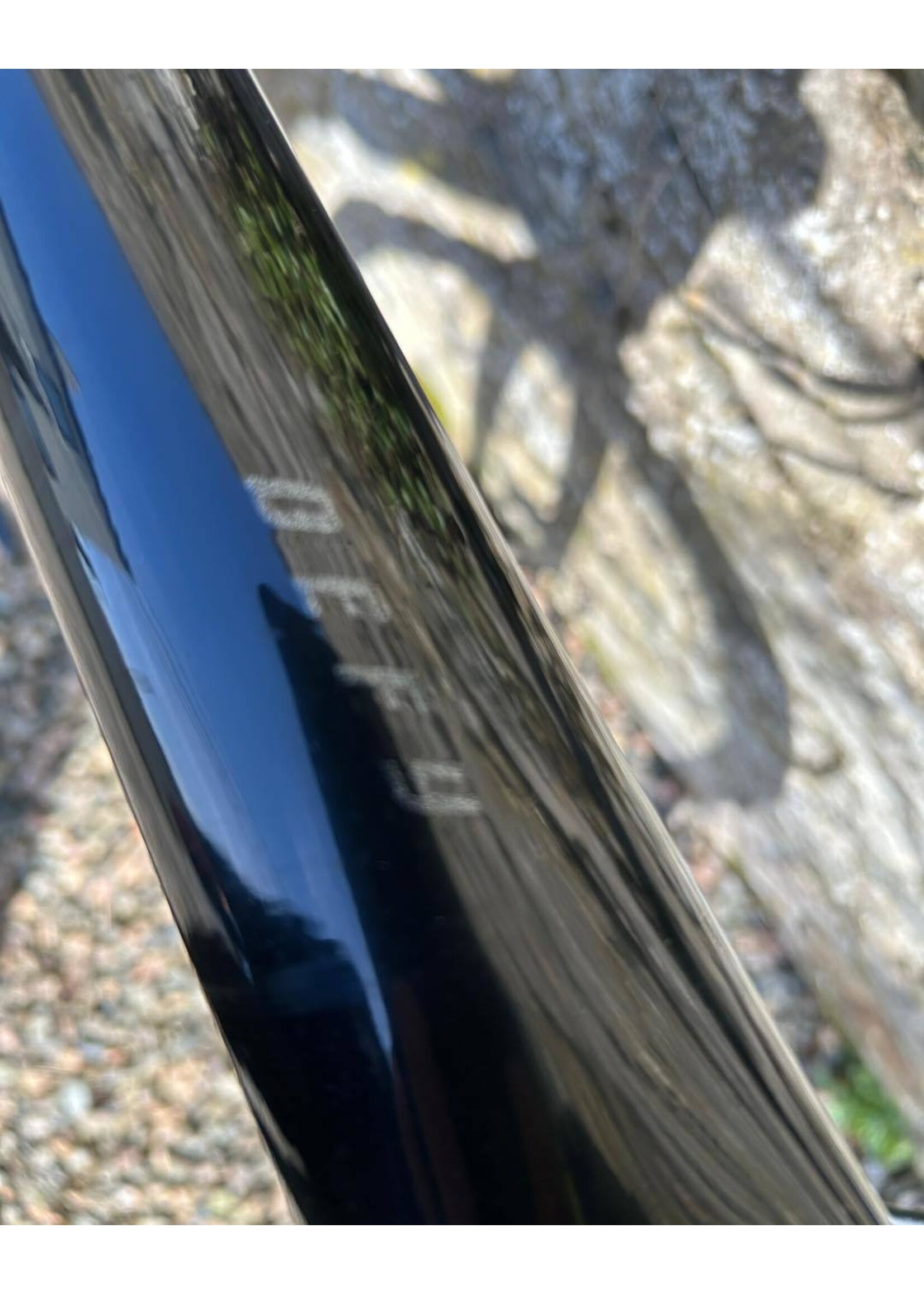 Giant Giant Defy Advanced 1 (pre-owned) Size Large