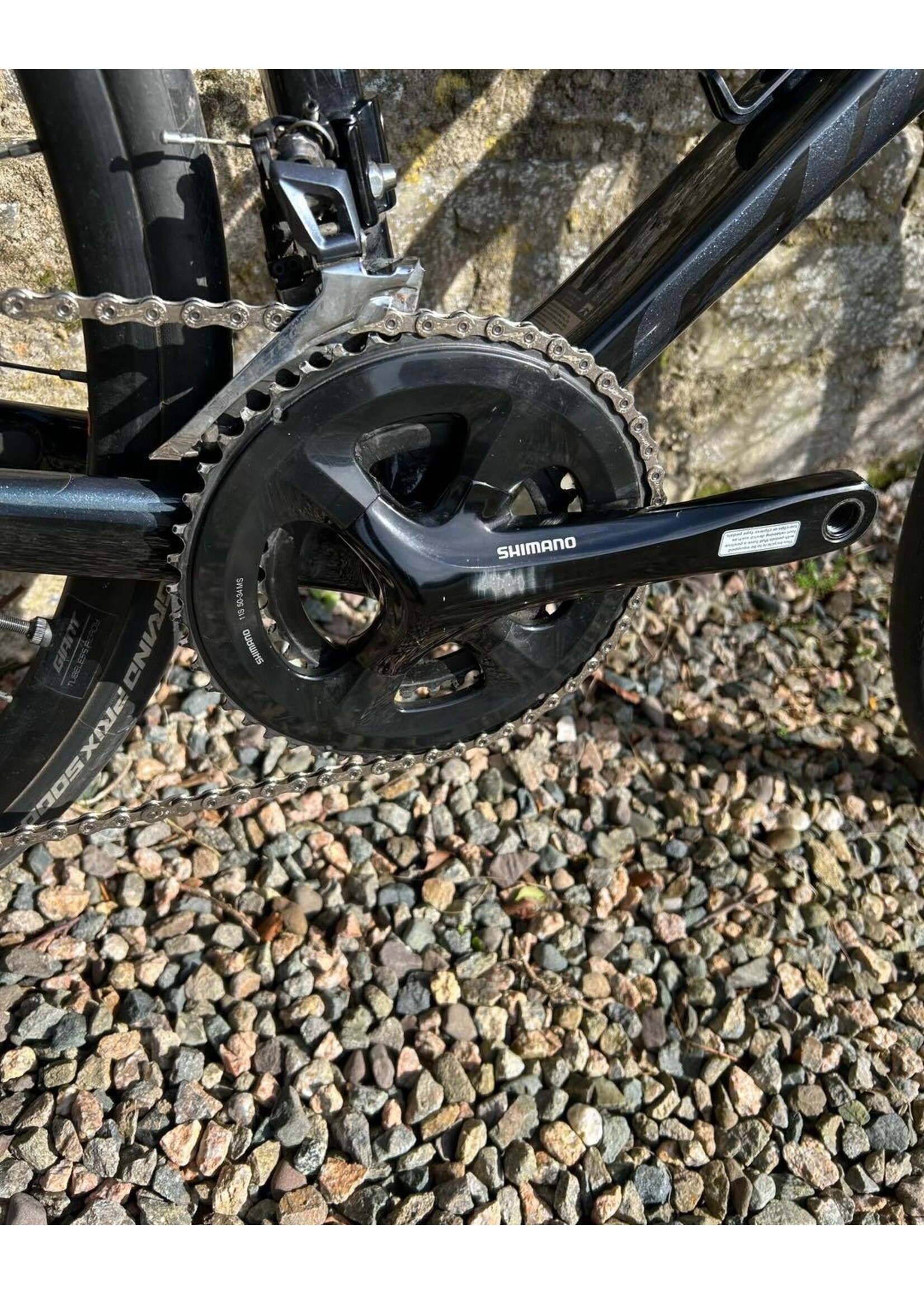 Giant Giant Defy Advanced 1 (pre-owned) Size Large