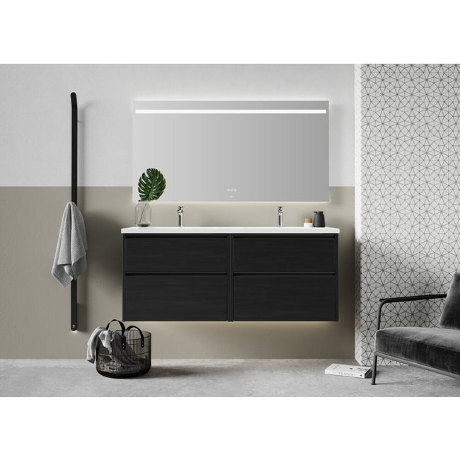 Instamat elektrische handdoekradiator Arc met een vermogen van 34 watt in diverse kleuren