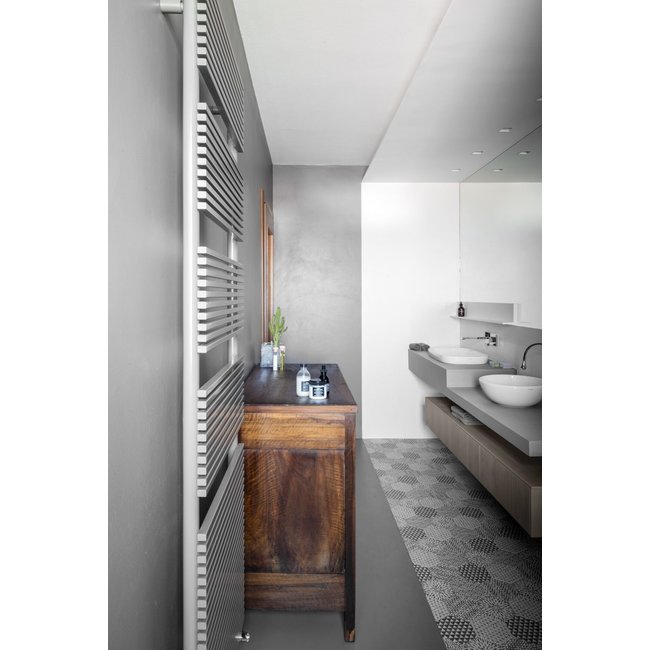 Instamat handdoekradiator Quadro Bath