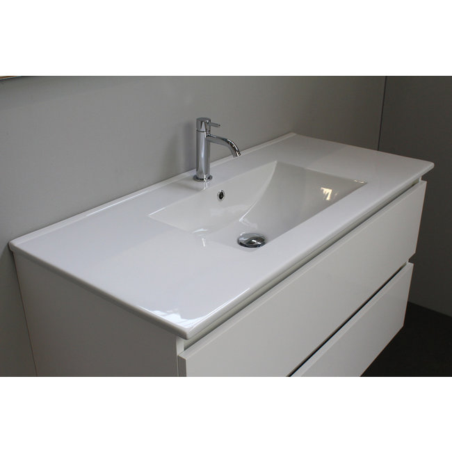 Basic Line Start badmeubel Ice White onderkast en keramische wastafel 1 kraangat